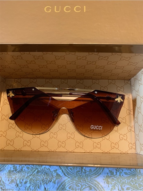 Gucci Brown Gradient Shield Sunglasses with Gold Bee Accents main image 4